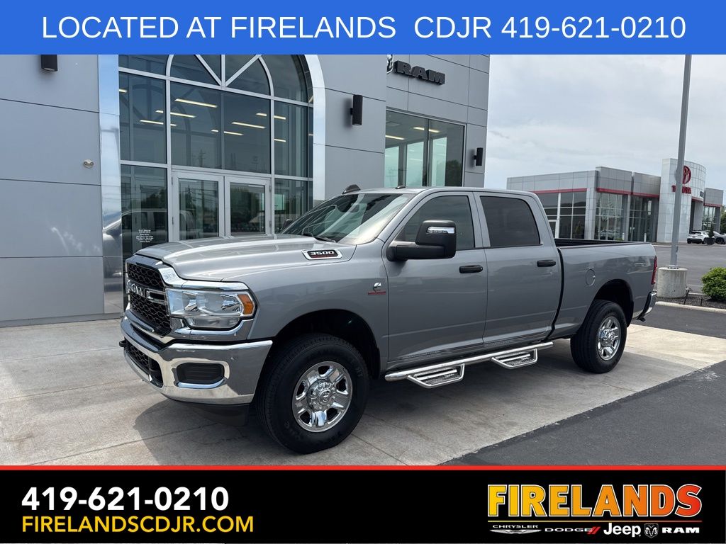 2024 RAM 3500 Tradesman 4X4 Crew Cab SWB's photo