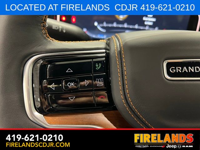 2025 Jeep Grand Wagoneer Series III - Photo 11