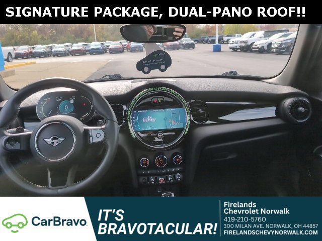 2023 Mini Cooper 4 Door Hardtop S photo 3