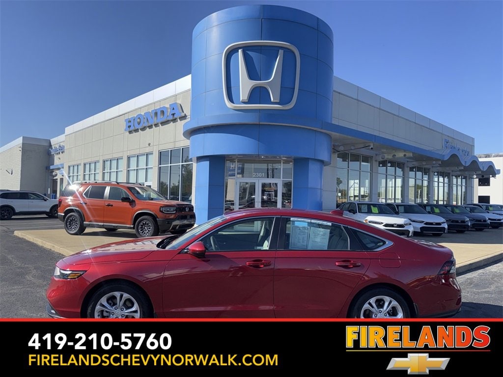 2024 Honda Accord LX's photo