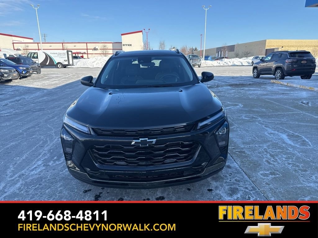 Used 2025 Chevrolet Trax Activ SUV