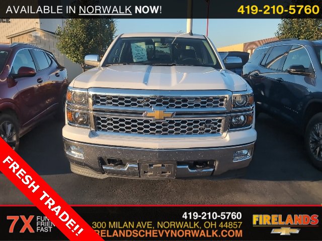 2015 Chevrolet Silverado 1500 LTZ photo 2