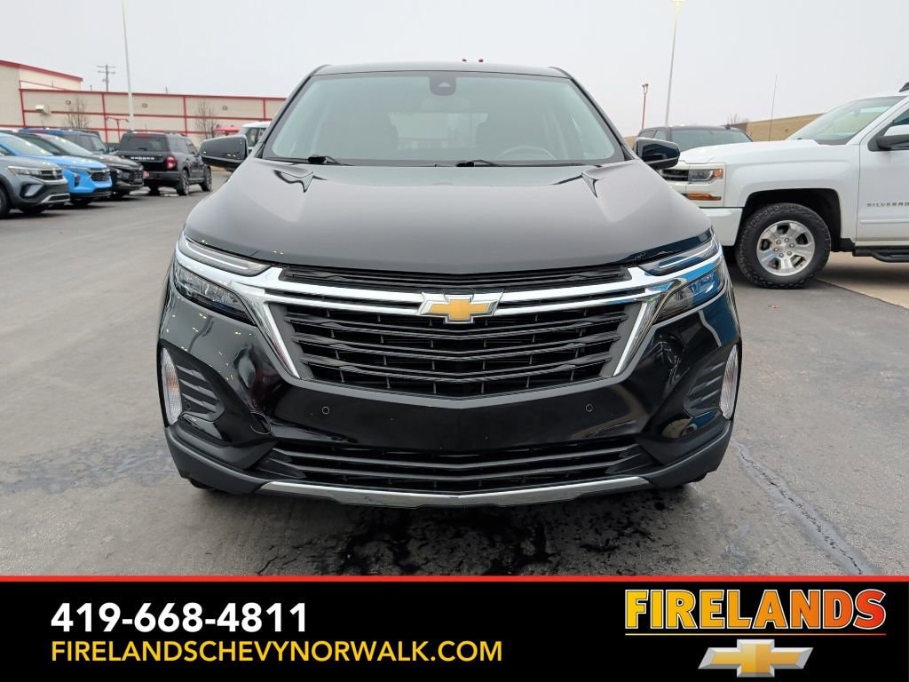 Used 2022 Chevrolet Equinox LT with VIN 3GNAXUEV9NL271782 for sale in Norwalk, OH