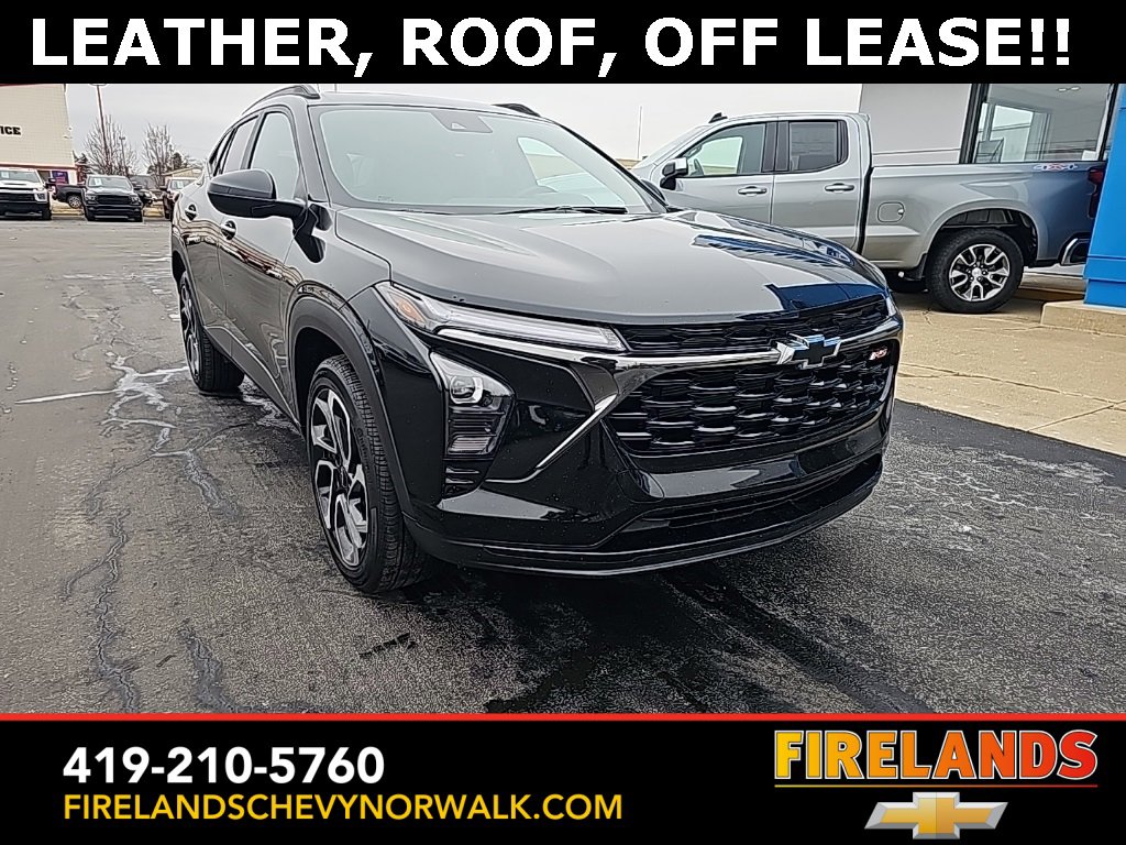 2025 Chevrolet Trax RS's photo