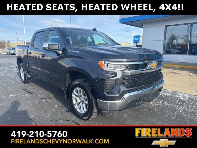 2024 Chevrolet Silverado 1500 LT's photo