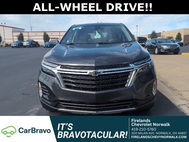 2022 Chevrolet Equinox LT photo 2