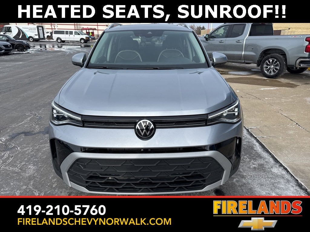 Used 2025 Volkswagen Taos SE