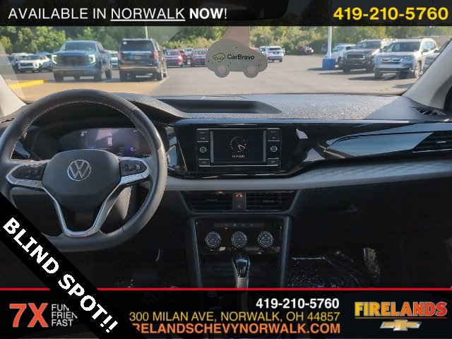 2024 Volkswagen Taos S photo 3