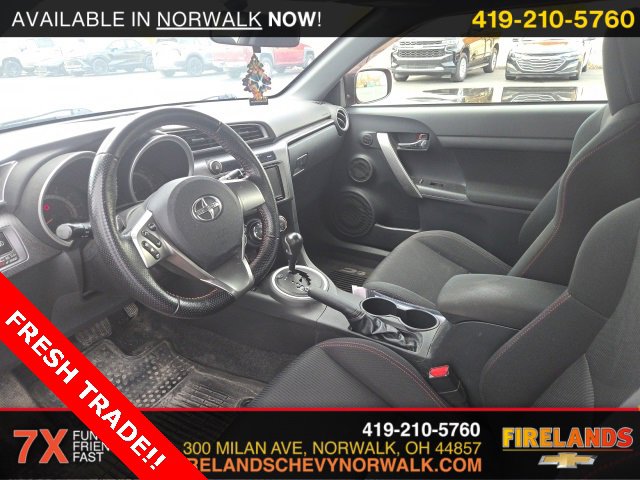 2016 Scion tC photo 4