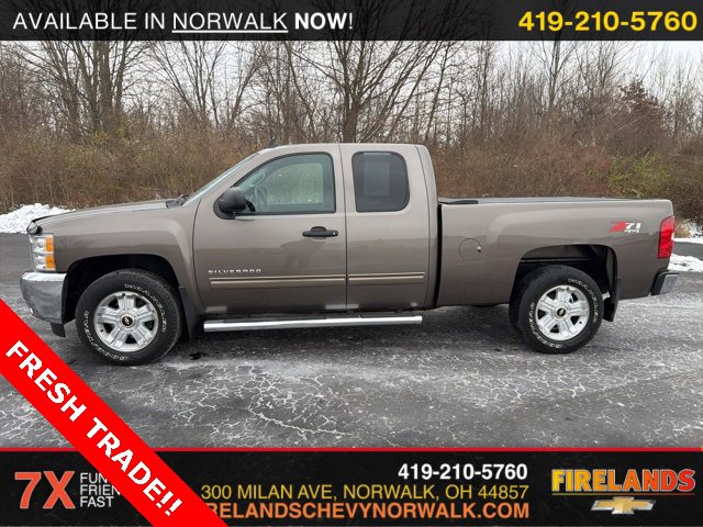 2012 Chevrolet Silverado 1500 LT photo 3
