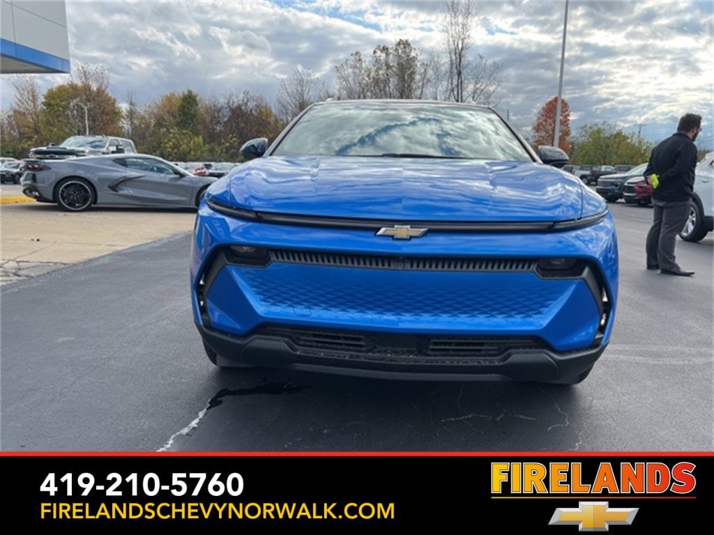 2026 Chevrolet Equinox EV 2LT's photo