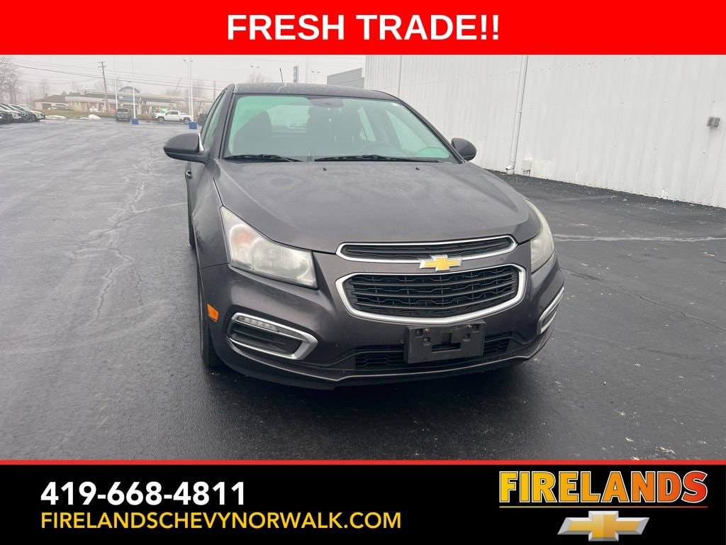 Used 2015 Chevrolet Cruze 1LT with VIN 1G1PC5SBXF7212012 for sale in Norwalk, OH