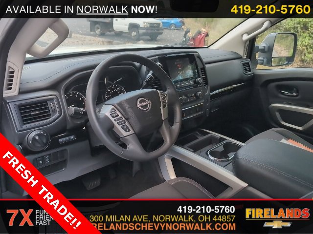 2024 Nissan Titan SV photo 2