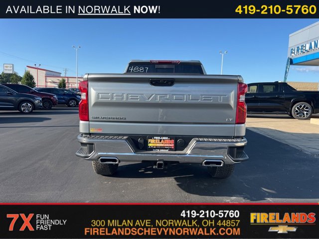 2026 Chevrolet Silverado 1500 LT photo 3