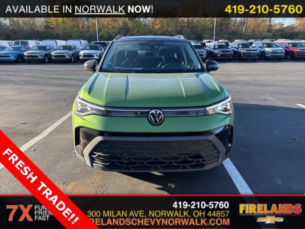 Used 2025 Volkswagen Taos SE Black