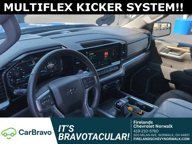 2025 Chevrolet Silverado 1500 RST photo 3