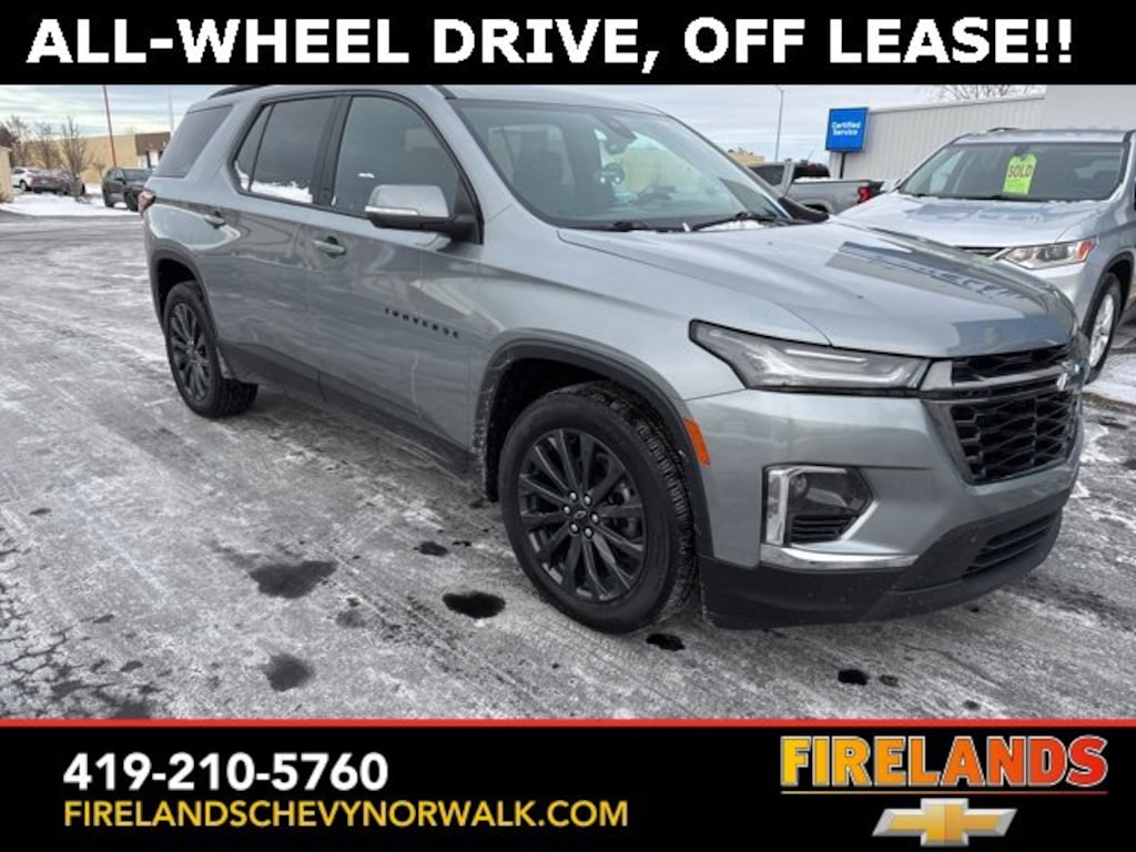 Used 2023 Chevrolet Traverse RS SUV