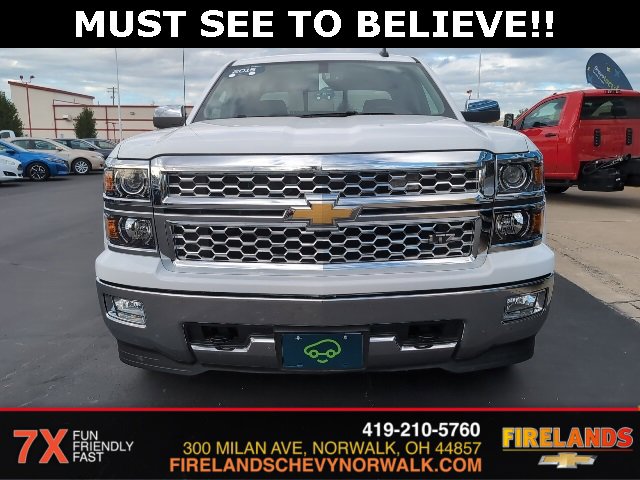 2015 Chevrolet Silverado 1500 LTZ photo 2
