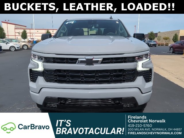 2025 Chevrolet Silverado 1500 RST photo 2