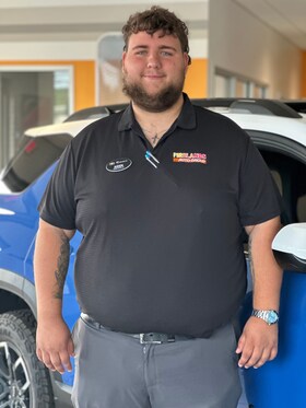 Staff member Aiden Sterling from ID_f8a67e0f6189