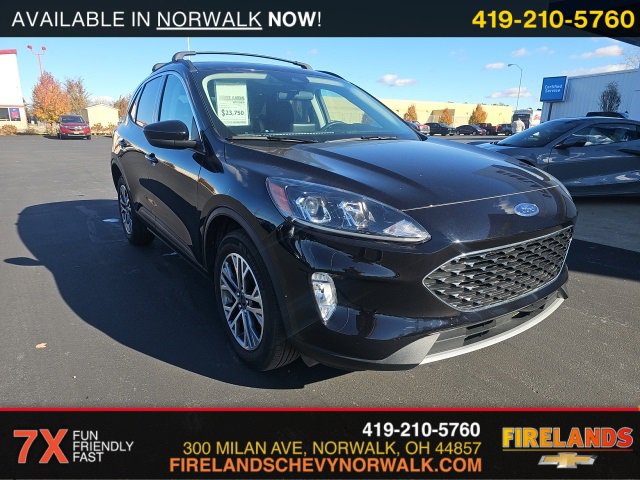 2022 Ford Escape SEL's photo