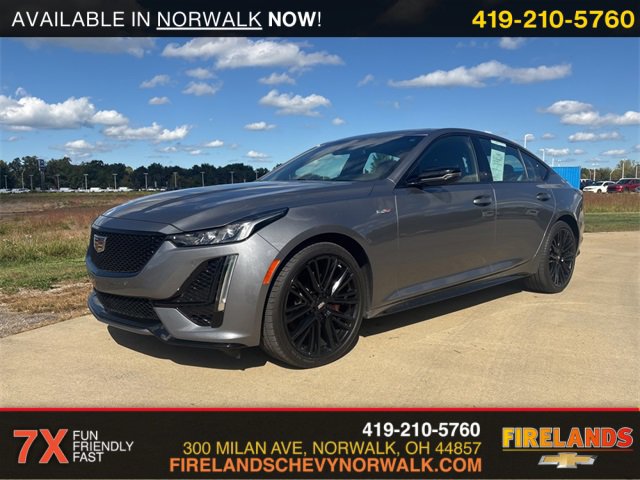 2022 Cadillac CT5 V-Series's photo