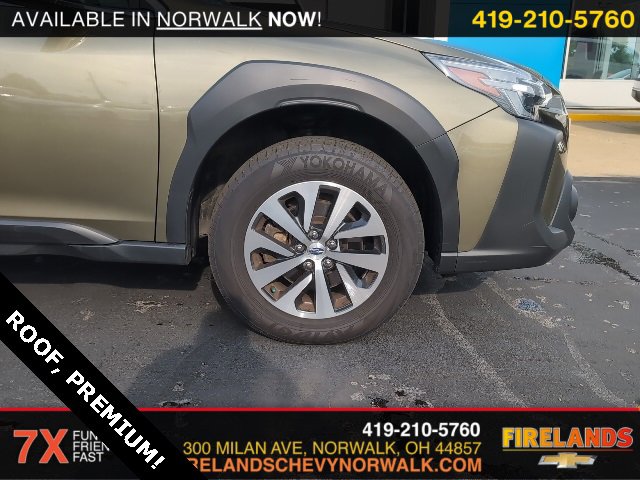 2023 Subaru Outback Premium photo 4