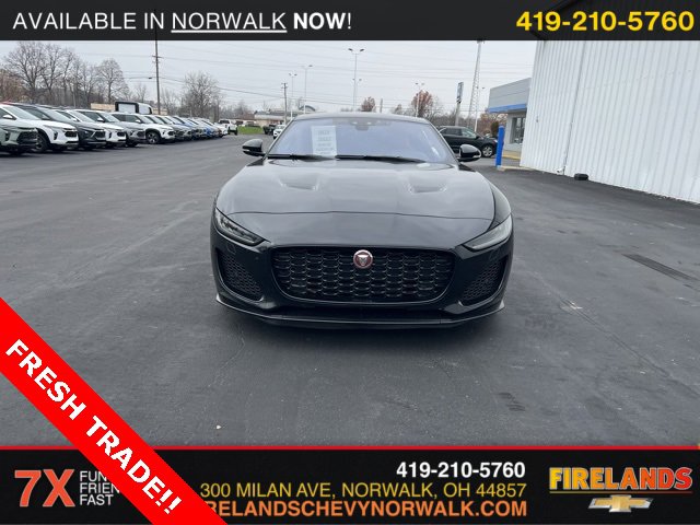 2021 Jaguar F-TYPE P300 photo 3