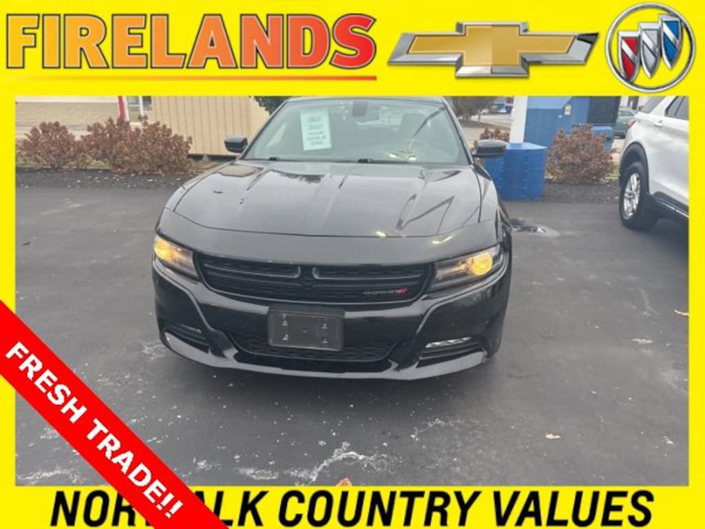 Used 2017 Dodge Charger SXT