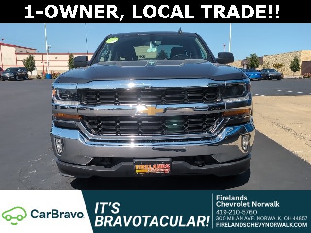 2019 Chevrolet Silverado LT photo 2