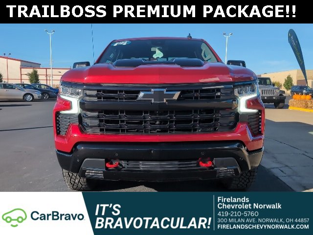 2024 Chevrolet Silverado 1500 LT Trail Boss photo 2