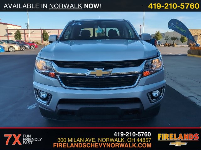 2018 Chevrolet Colorado LT photo 2
