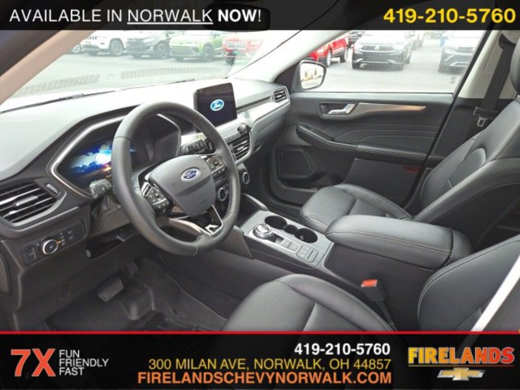Used 2022 Ford Escape Titanium SUV