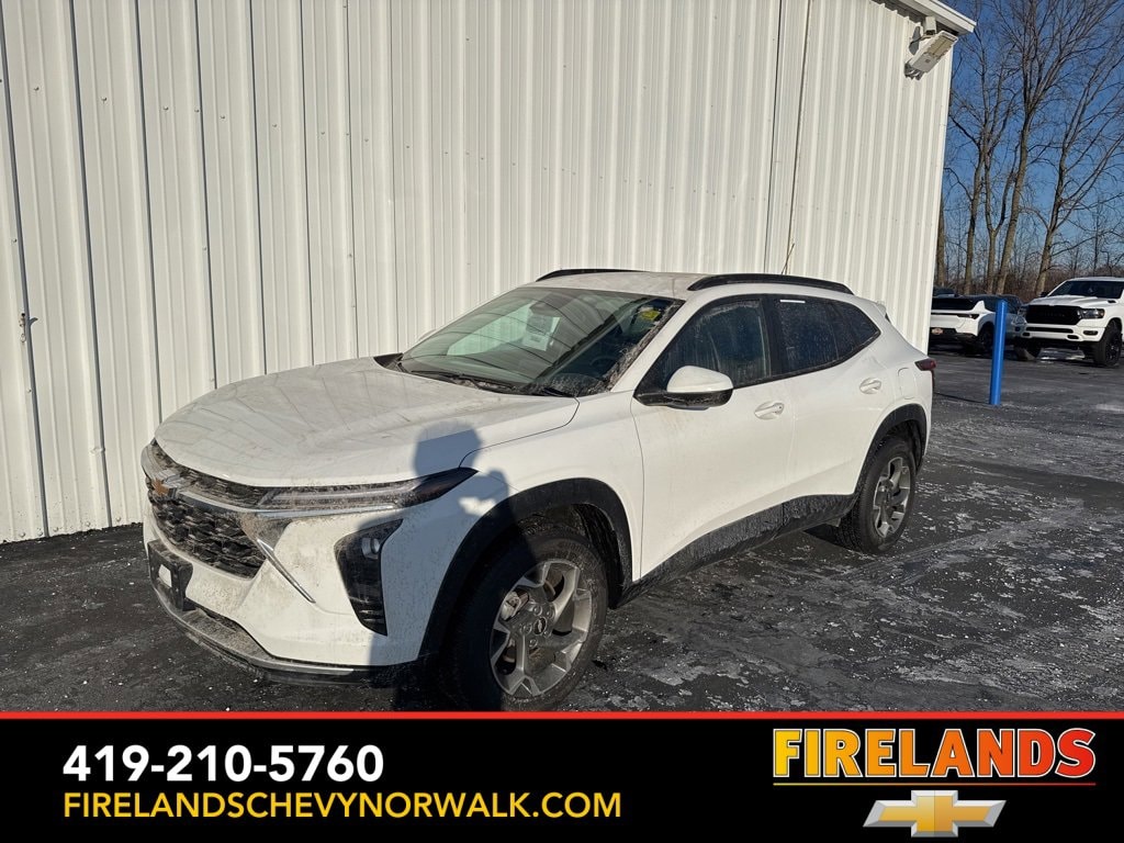 2024 Chevrolet Trax LT's photo