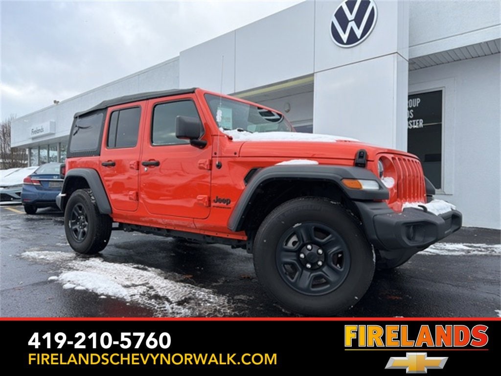 2023 Jeep Wrangler 4-Door Sport's photo