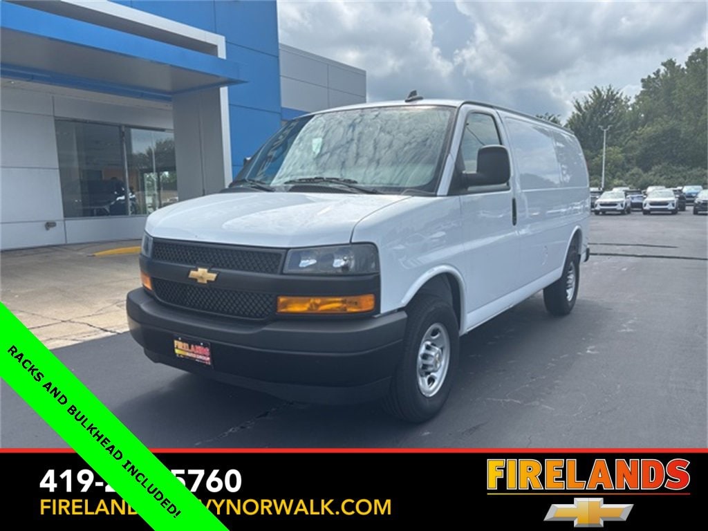 2025 Chevrolet Express Cargo Work Van's photo