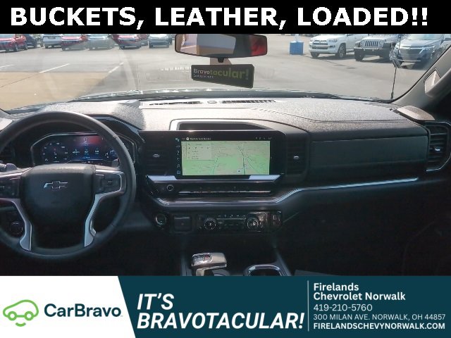 2025 Chevrolet Silverado 1500 RST photo 3