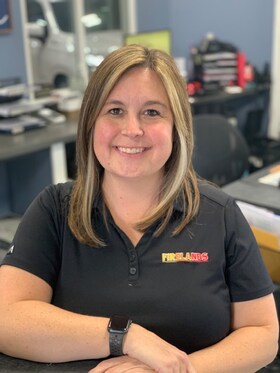 Staff member April Ortiz from ID_29861da39fca