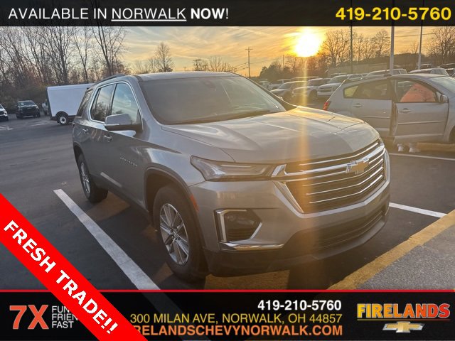 2023 Chevrolet Traverse Cloth photo 3