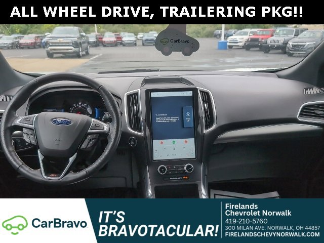 2022 Ford Edge ST photo 2