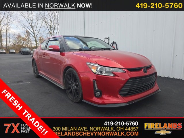 2016 Scion tC photo 2