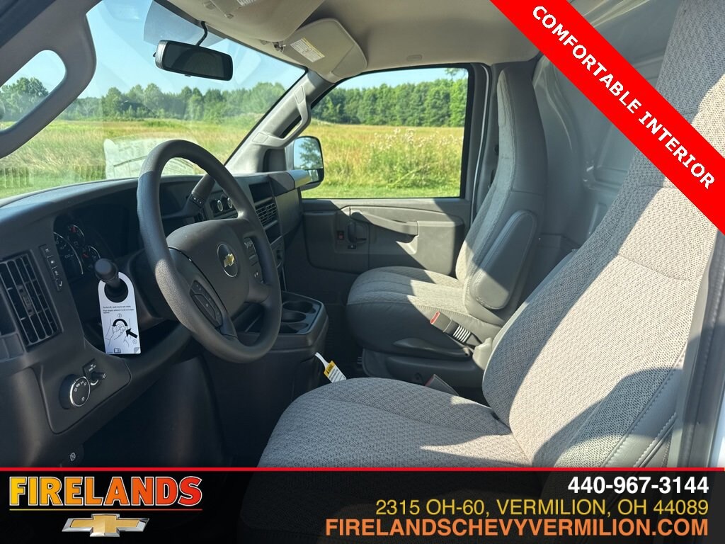 New 2025 Chevrolet Express Cargo 2500 WT Van