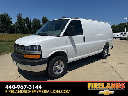 2025 Chevrolet Express Cargo WT Van