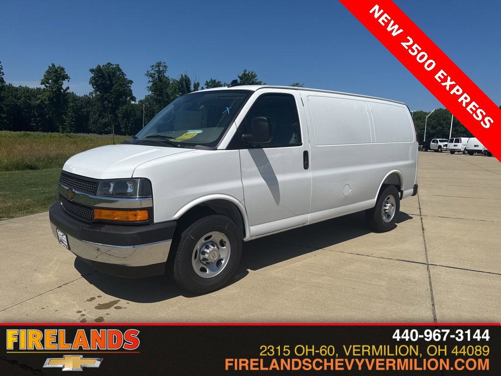 2025 Chevrolet Express Cargo Work Van's photo