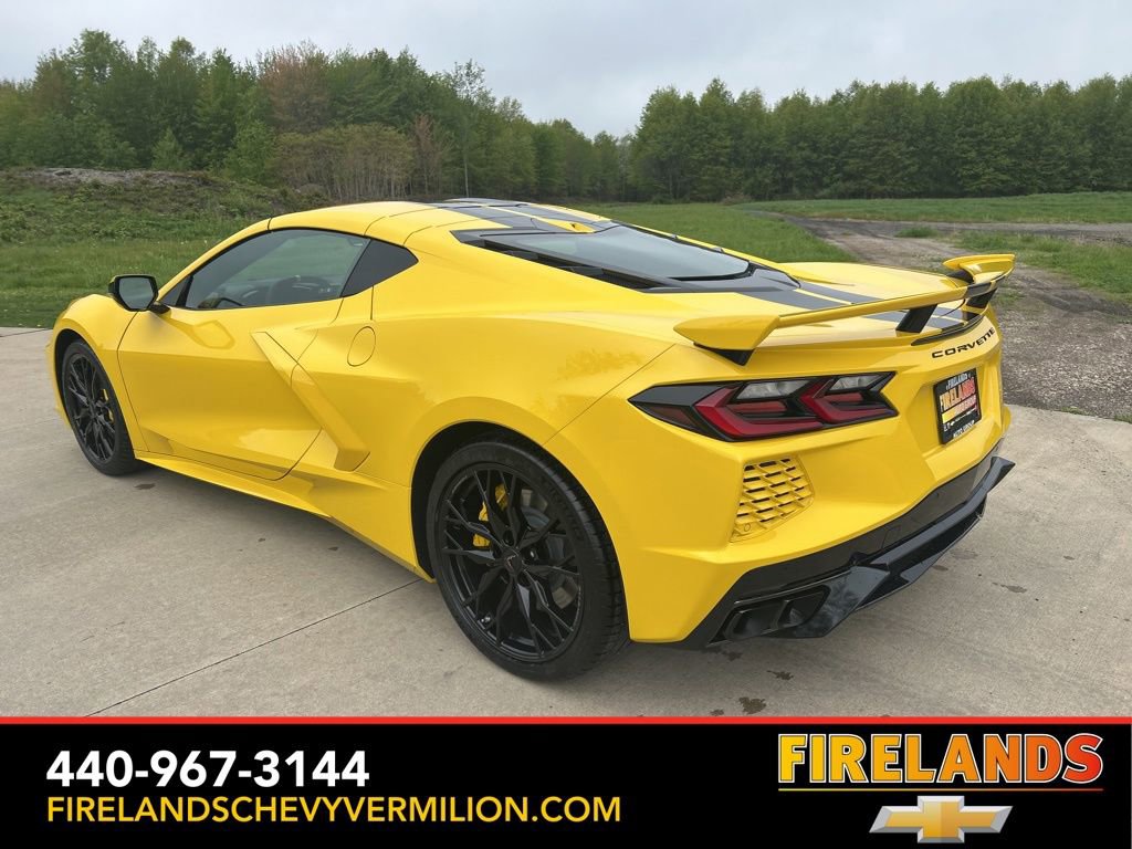 2025 Chevrolet Corvette 3LT - Photo 11