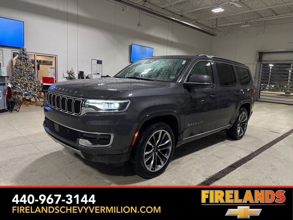 2022 Jeep Wagoneer Series III's photo