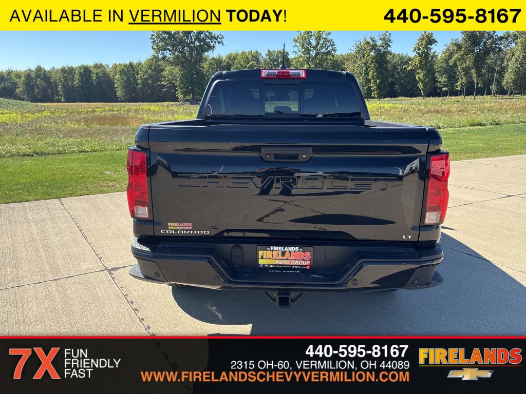 2023 Chevrolet Colorado LT photo 4