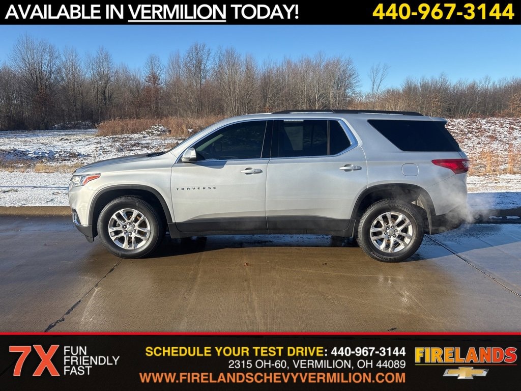 Used 2021 Chevrolet Traverse LT Cloth SUV