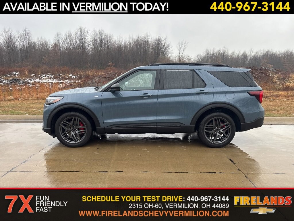 Used 2025 Ford Explorer ST-Line