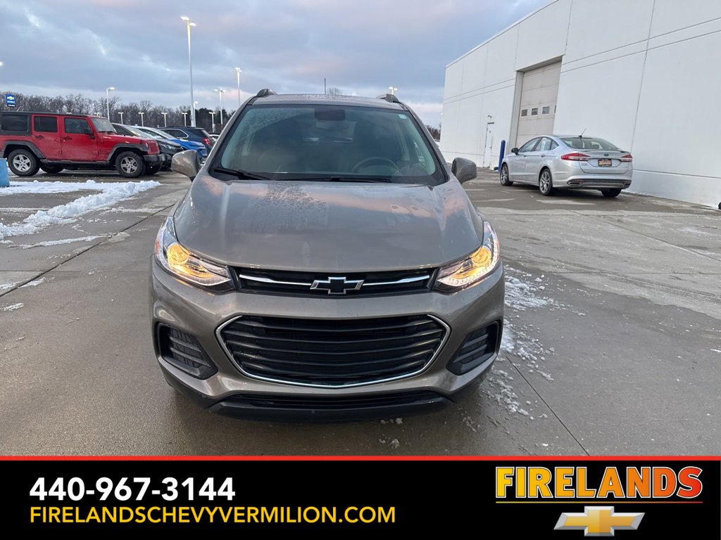 Used 2022 Chevrolet Trax LT with VIN KL7CJPSM7NB561663 for sale in Vermilion, OH